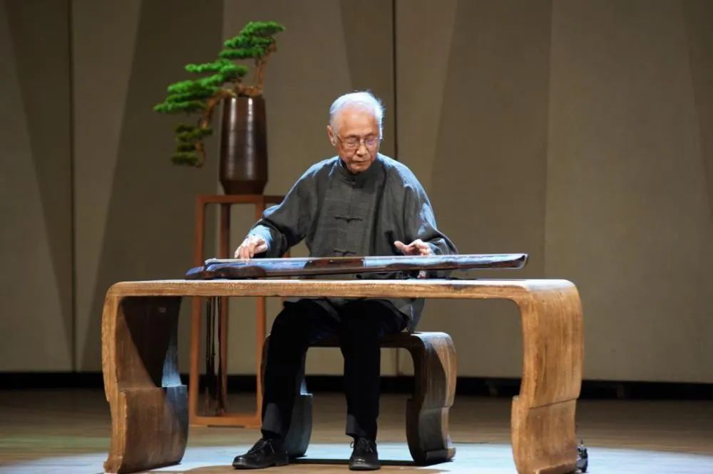 高山流水古琴音樂特點_高山流水古琴音樂鑒賞_高山流水的音樂古琴