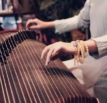 古箏學(xué)費(fèi)貴不貴_古箏學(xué)費(fèi)一般多少錢一年_古箏學(xué)費(fèi)