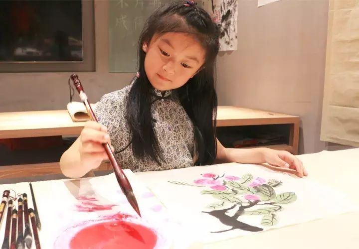 孩子學(xué)古箏的最佳年齡_古箏適合多大年齡開始學(xué)_古箏適合多大孩子學(xué)